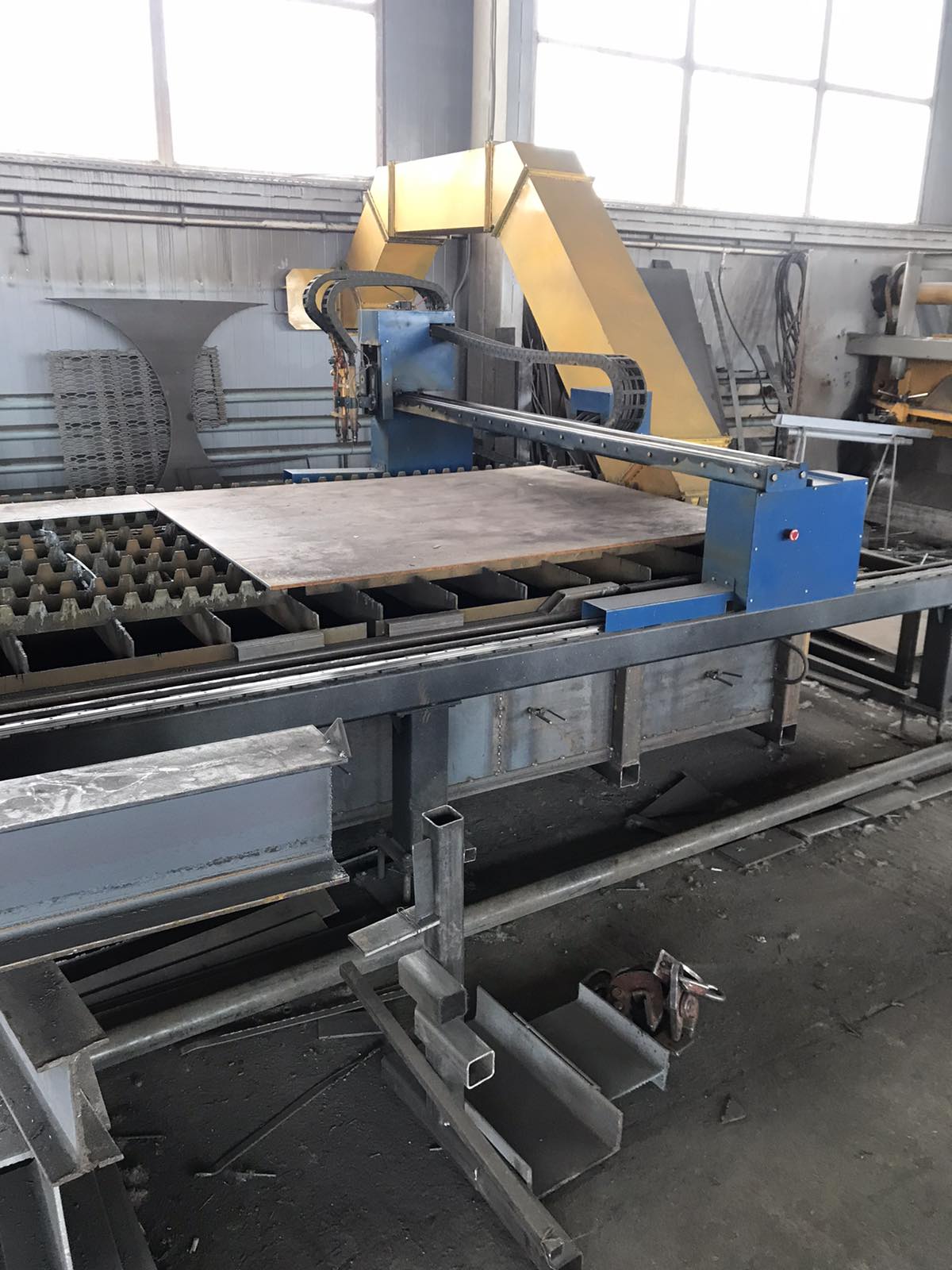 Нарезка пластин для кабельной эстакады на станке ЧПУ плазменной резки