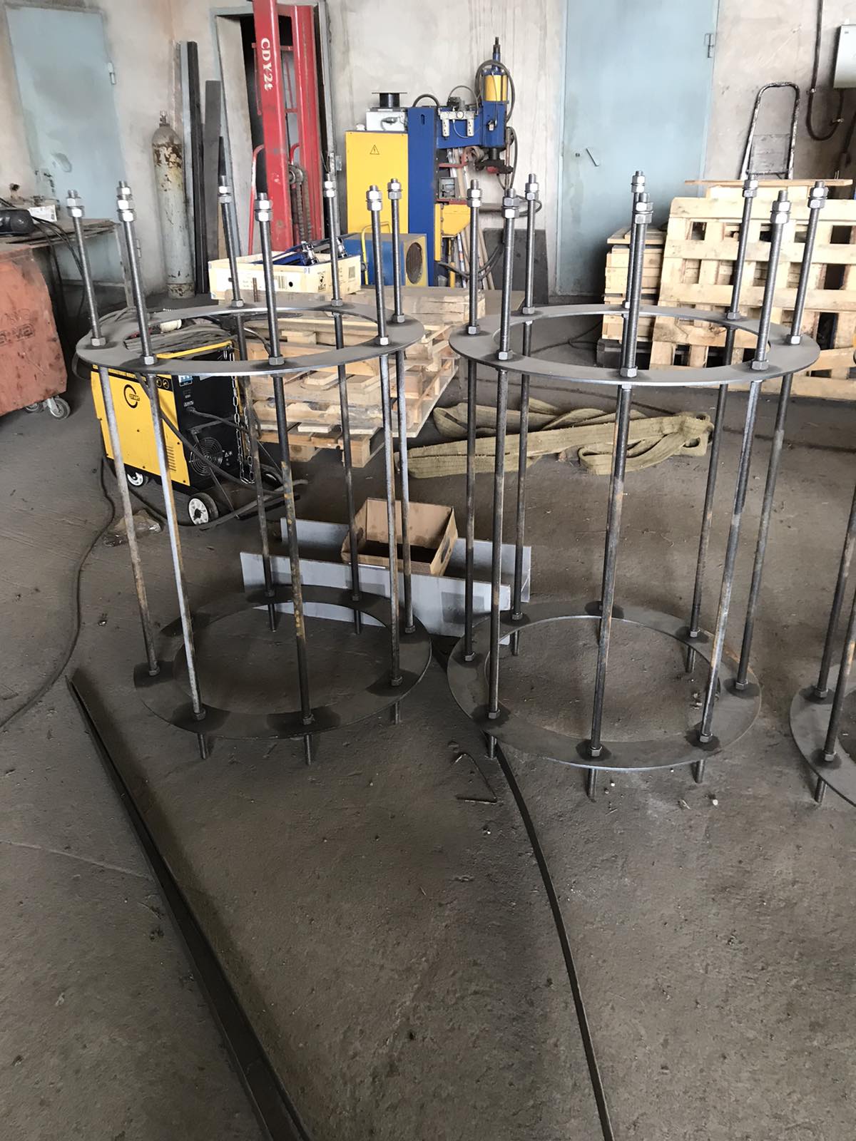 Анкерные группы для ЛЛК-Интернейшнл