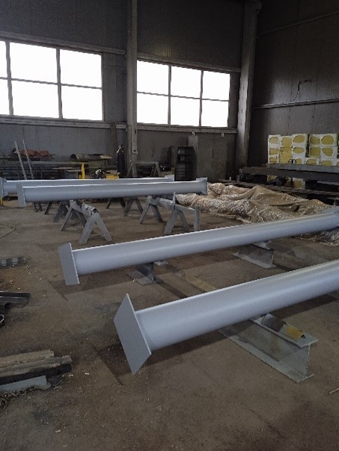 Изготовление металлоконструкций кабельной эстакады, антикоррозионная обработка мачт освещения, монтаж сливо-наливного оборудования эстакады налива нефтепродуктов ООО «РОСМЕТ»