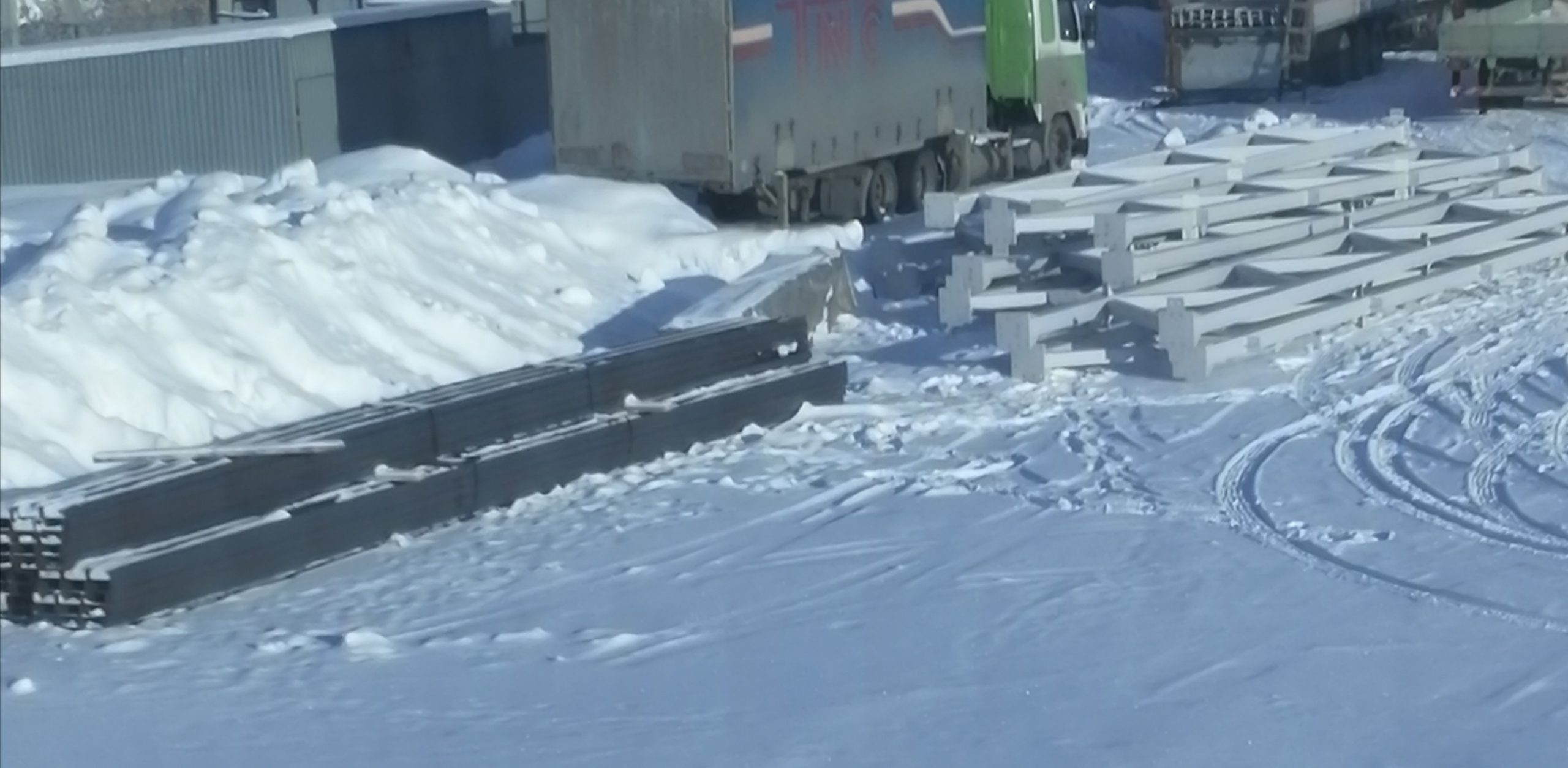 Строительно-монтажные работы, изготовление металлоконструкции склада готовой продукции ПАО «Лукойл» в г. Тюмень