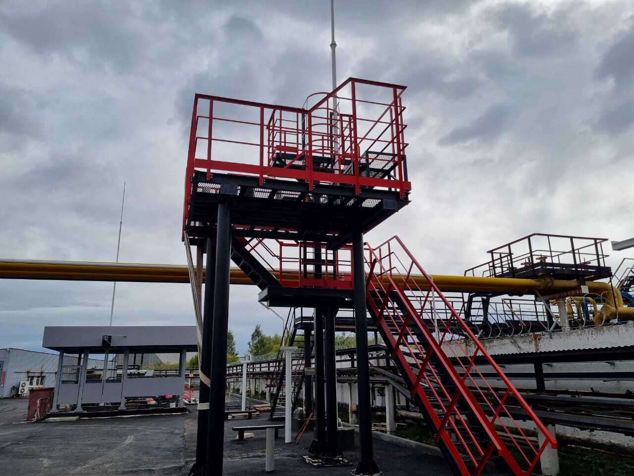 Изготовление и монтаж металлоконструкций площадки задвижек